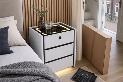 Compact slim nachtkastje met KD-verpakking voor Nederlandse woningen
